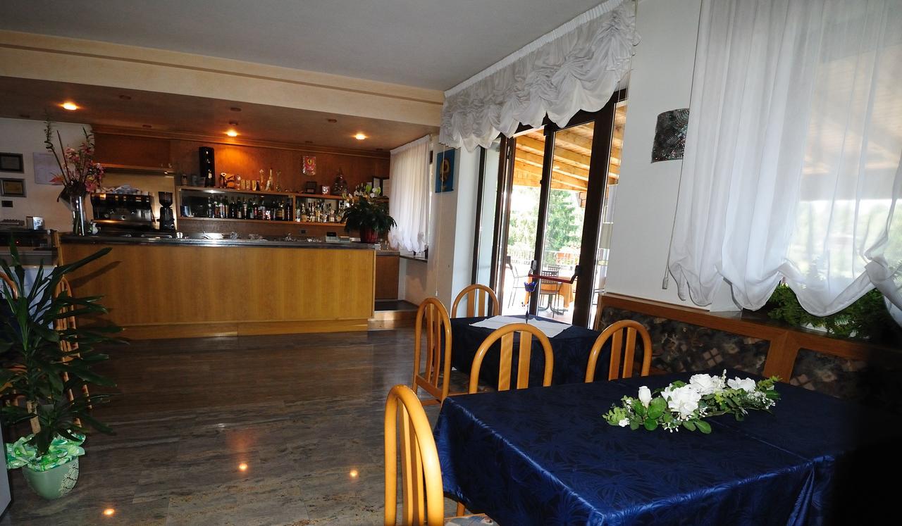 Hotel San Remo San Zeno di Montagna Luaran gambar