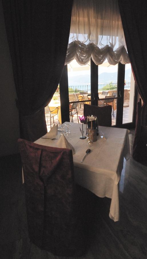 Hotel San Remo San Zeno di Montagna Luaran gambar
