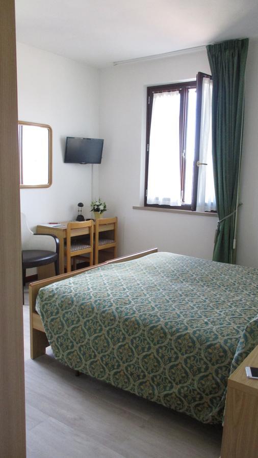 Hotel San Remo San Zeno di Montagna Luaran gambar