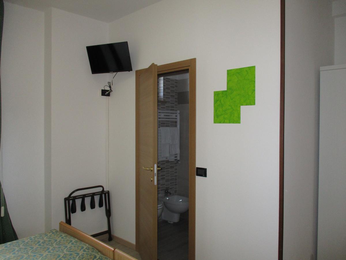 Hotel San Remo San Zeno di Montagna Luaran gambar